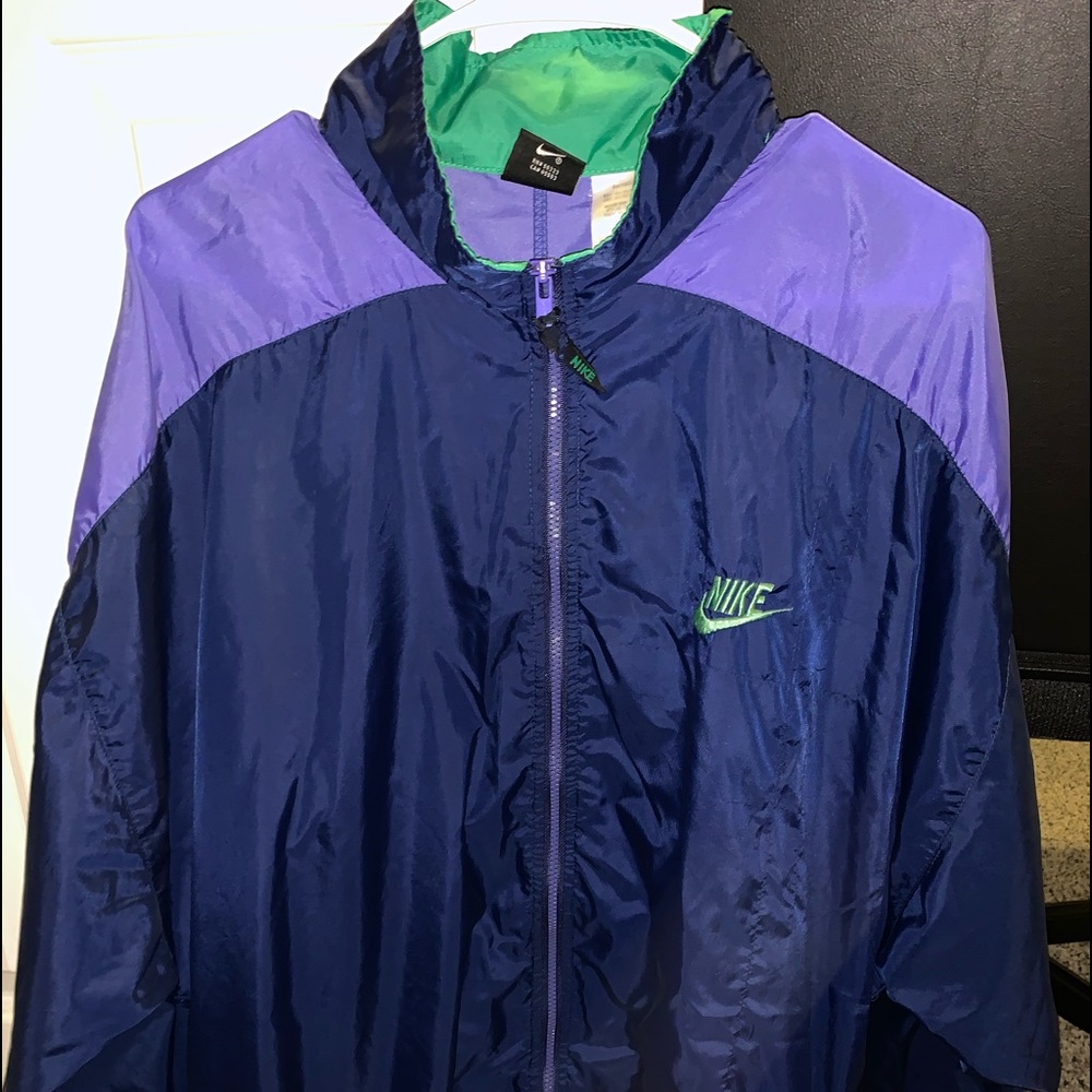 Nike vintage windbreaker jacket Size xl